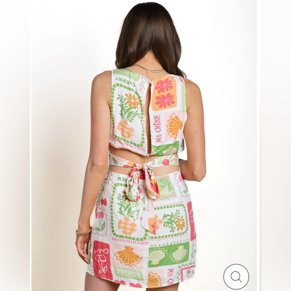 NWT, Mod On Trend Secret Symphony Cutout Tie Back Print Dress!, Sz S - Picture 2 of 16